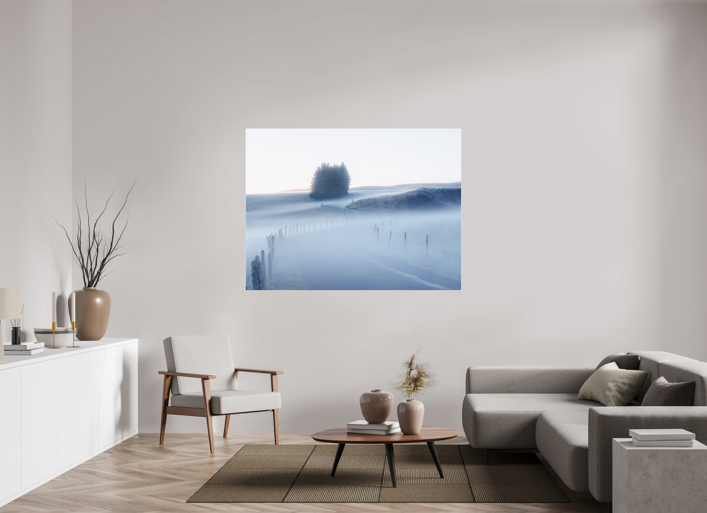 160 x 120 cm, Tirage couleur sur support solide en aluminium, recouvert d’une protection transparente (plexiglas). Route | Photographie paysage hivernal onirique en noir et blanc bleuté