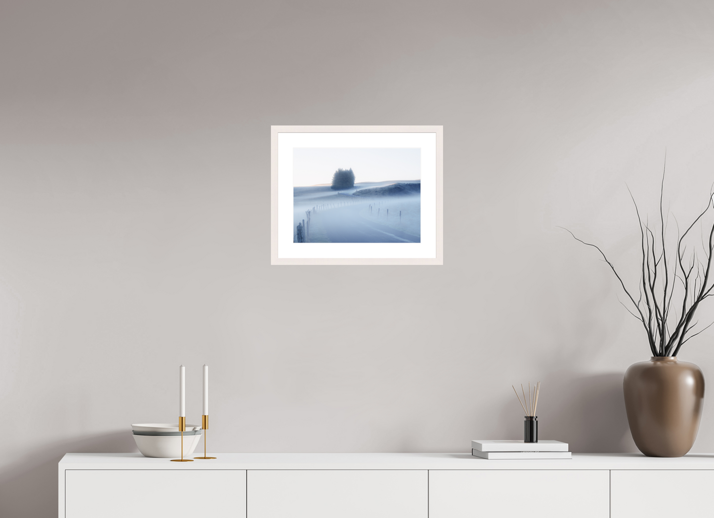 40 x 30 cm, Tirage Fine Art 30×40 cm — Passe-partout — Cadre Route | Photographie paysage hivernal onirique en noir et blanc bleuté