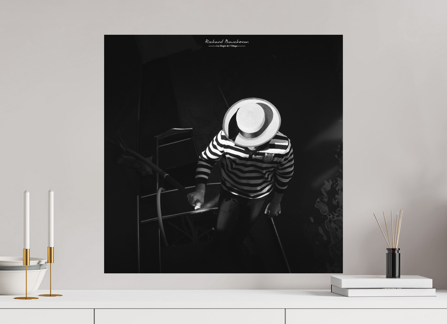 60 x 60 cm, Impression directe couleur ou noir et blanc sur plaque d'aluminium (Solidité-Durabilité) Jeu d’ombres sur un gondolier