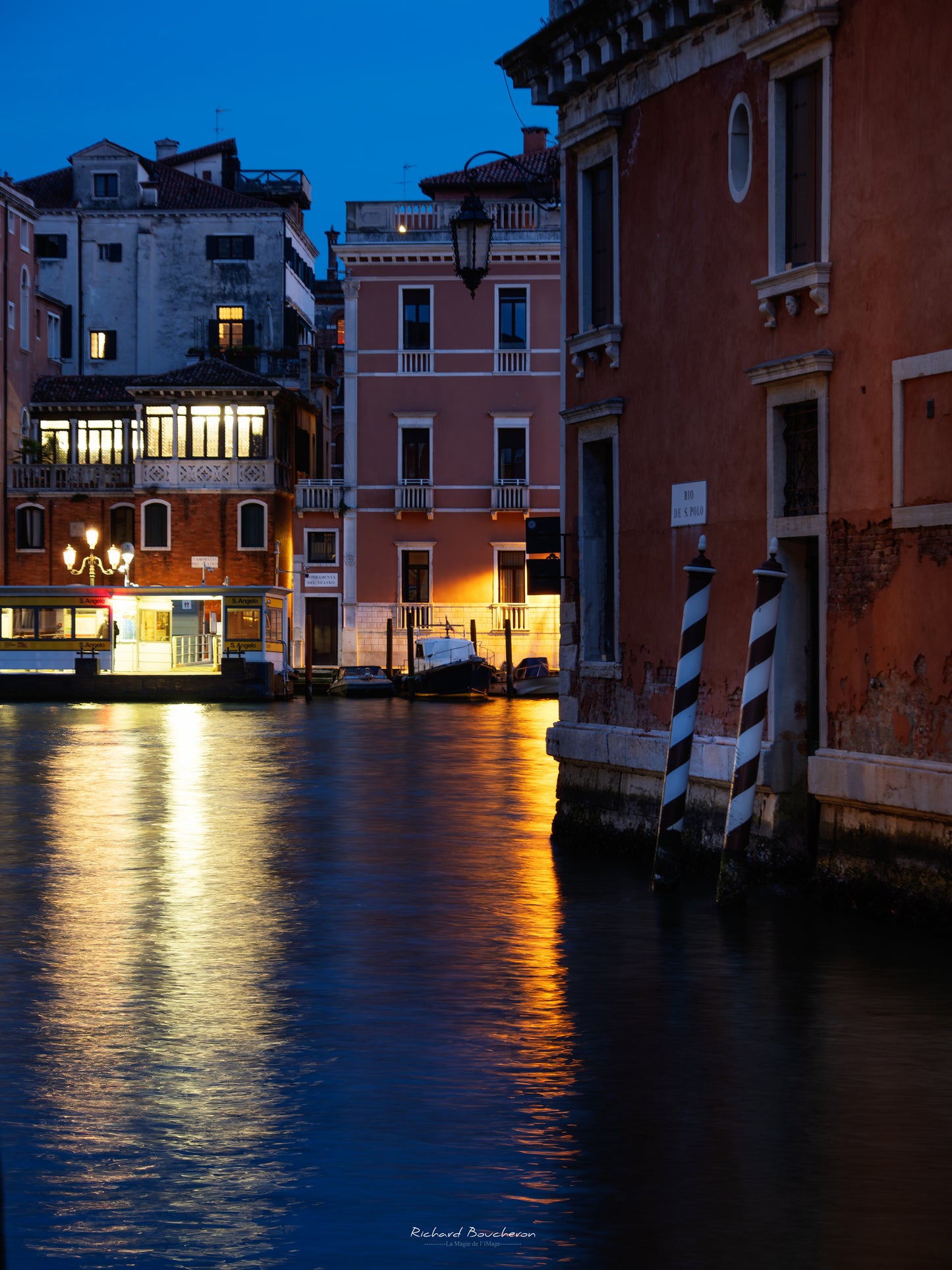 Night in Venice: Poetic Atmosphere on the Illuminated Canals