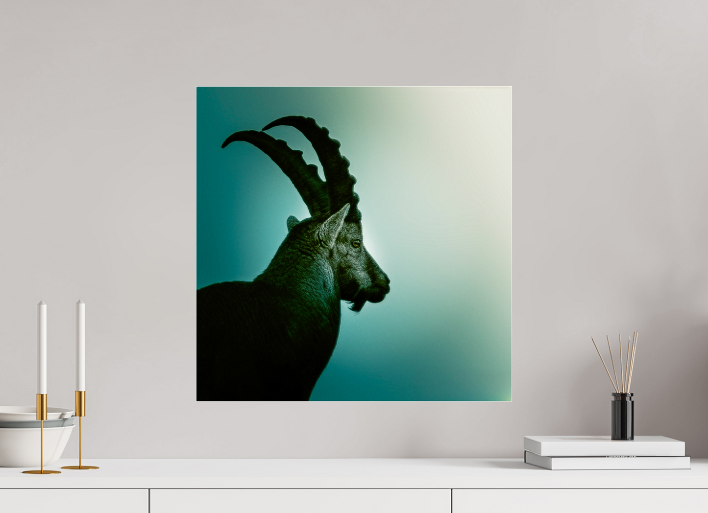 50 x 50 cm, Tirage couleur sur support solide en aluminium, recouvert d’une protection transparente (plexiglas). Si fier