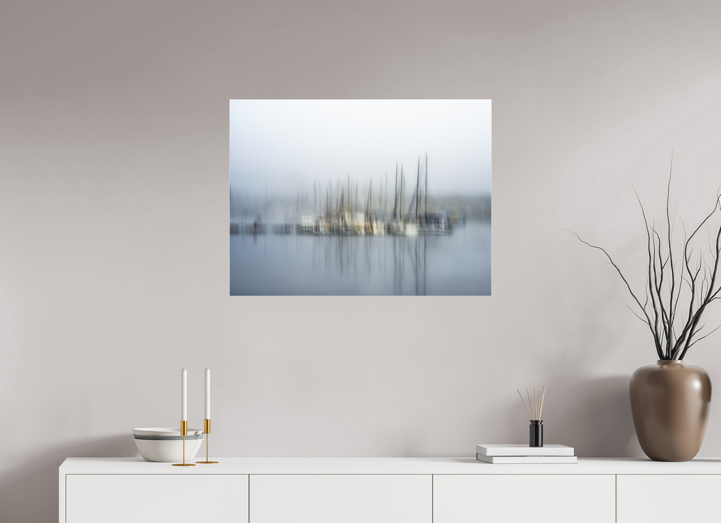 80 x 60 cm, Tirage couleur sur support solide en aluminium, recouvert d’une protection transparente (plexiglas). A quai