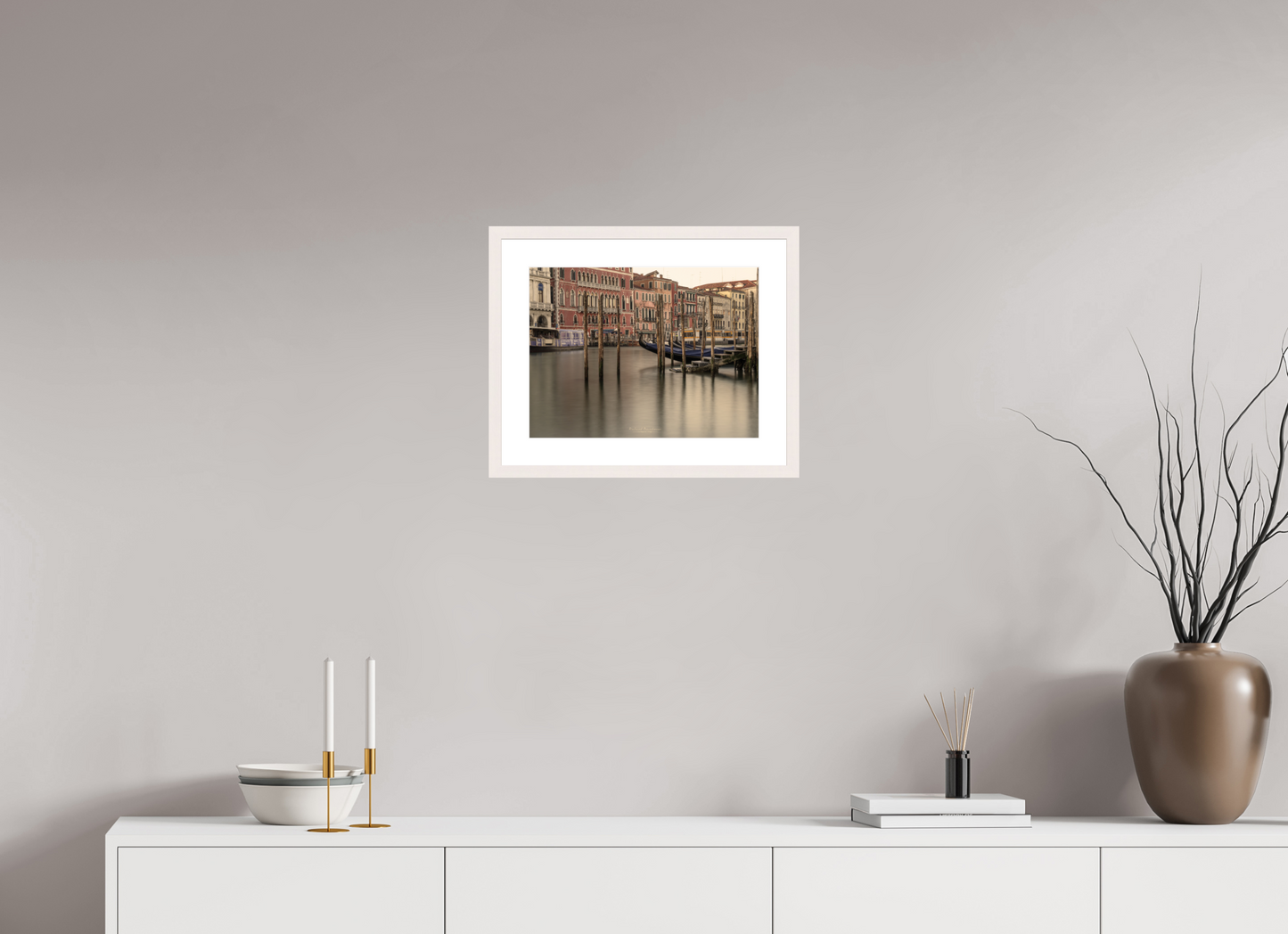 40 x 30 cm, Tirage Fine Art 30×40 cm — Passe-partout — Cadre Lumière douce sur les gondoles du Grand Canal