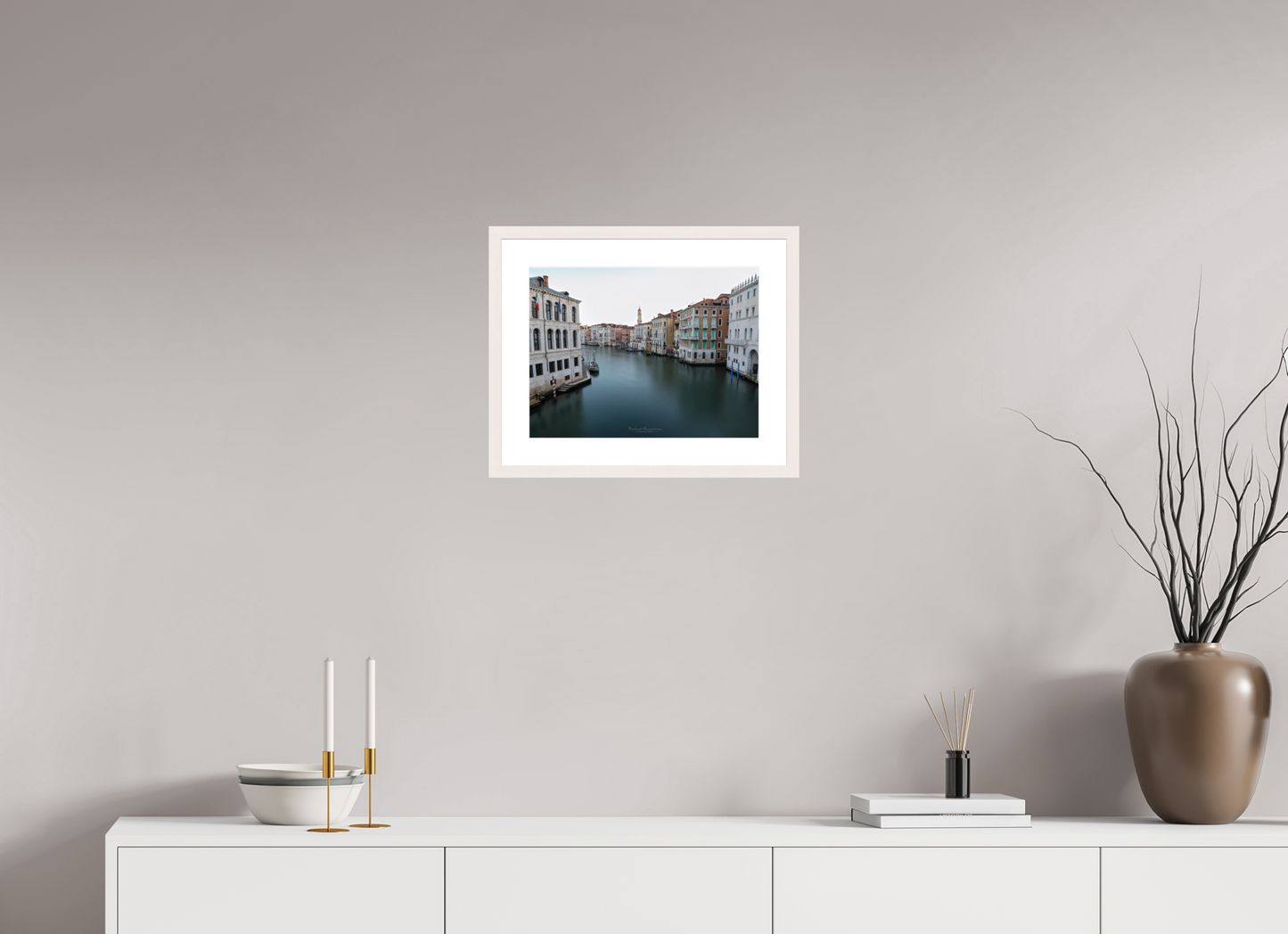 40 x 30 cm, Tirage Fine Art 30×40 cm — Passe-partout — Cadre Venise au fil de l’eau – vue calme du Grand Canal et palais vénitiens