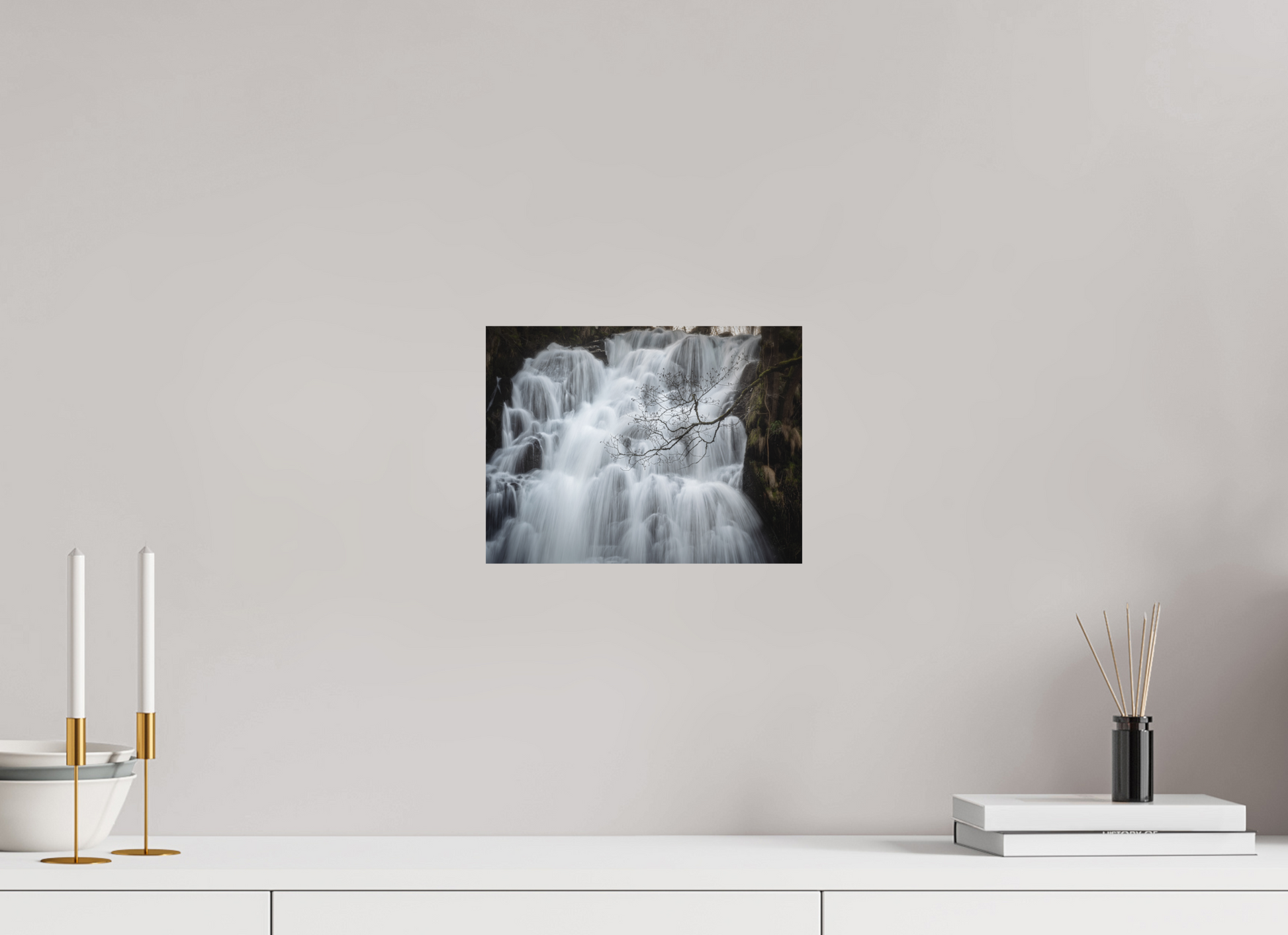 28 x 21 cm, 1- Tirage papier satiné couleur Waterfall #1 - Cascade #1