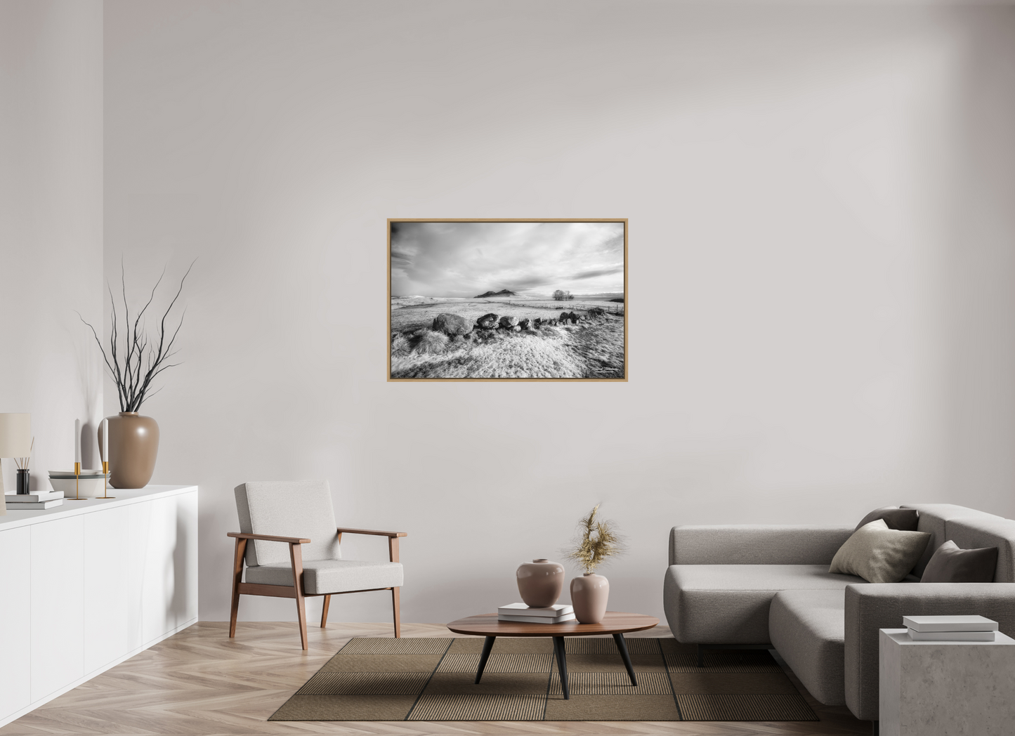 120 x 80 cm, Impression sur support rigide (Forex) avec cadre élégant type “caisse américaine” Au pays du basalte