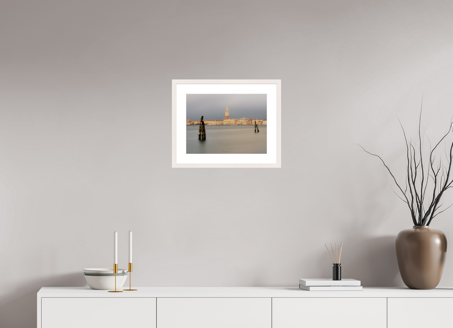 40 x 30 cm, Tirage Fine Art 30×40 cm — Passe-partout — Cadre Venise au crépuscule : vue sur le Campanile et la lagune