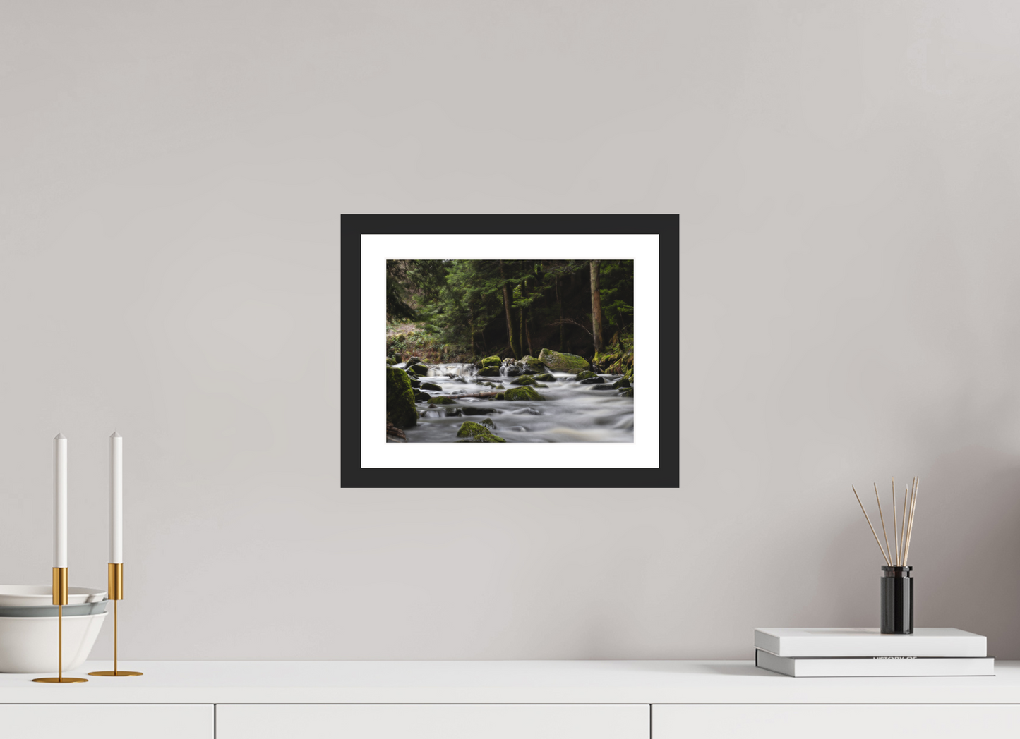 28 x 21 cm, 3- Tirage couleur + p.p + cadre Waterfall #4 - Cascade #4