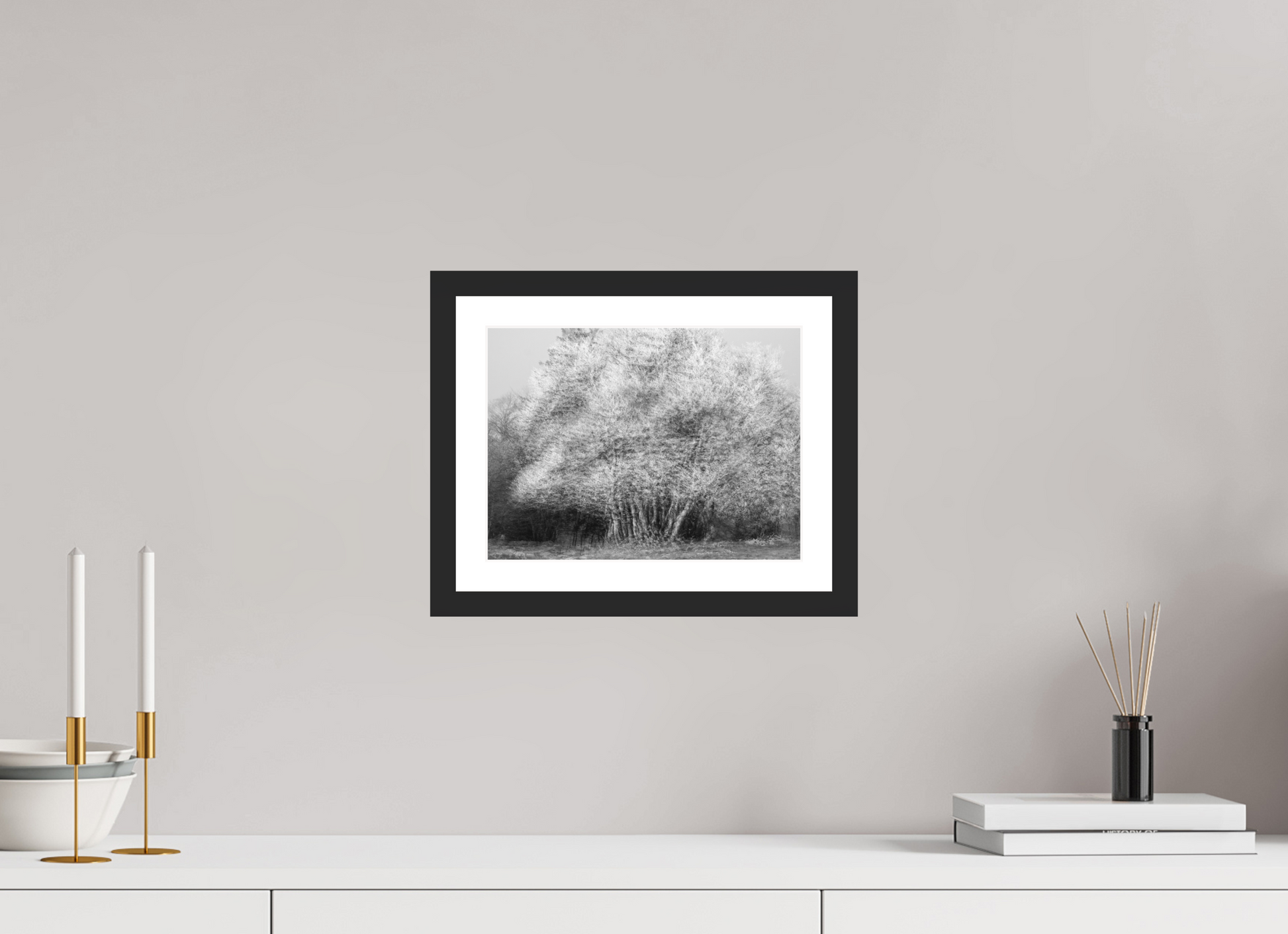 28 x 21 cm, 4- Tirage noir et blanc papier baryté + p.p + cadre Dreamlike vision #15 - Vision onirique #15