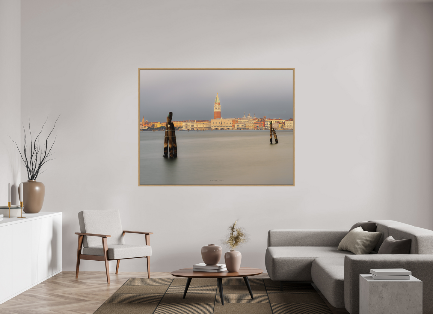 180 x 135 cm, Impression sur support rigide (Forex) avec cadre élégant type “caisse américaine” Venise au crépuscule : vue sur le Campanile et la lagune