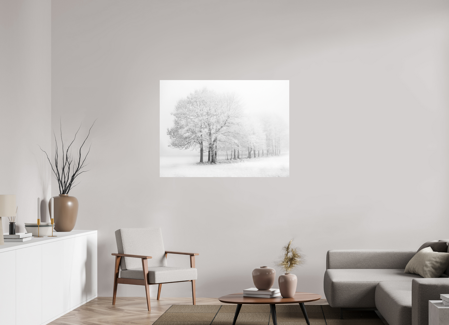 120 x 90 cm, Tirage noir et blanc sur plaque alu, avec une protection en plexiglass (durabilité-profondeur) Arbres givrés dans un paysage enneigé et brumeux