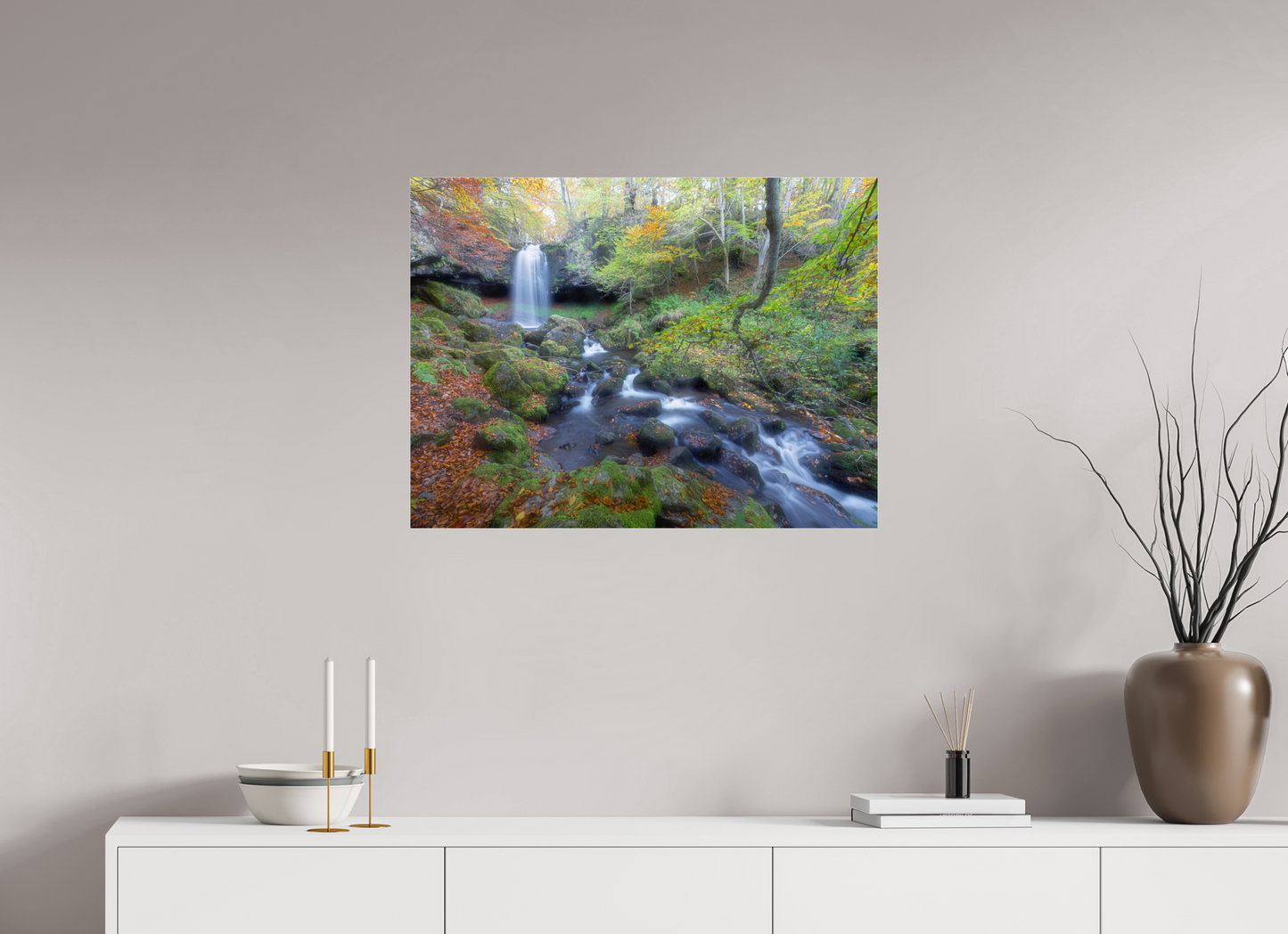 80 x 60 cm, Tirage couleur sur support solide en aluminium, recouvert d’une protection transparente (plexiglas). Cascade du Capat, Cantal, Auvergne, France.