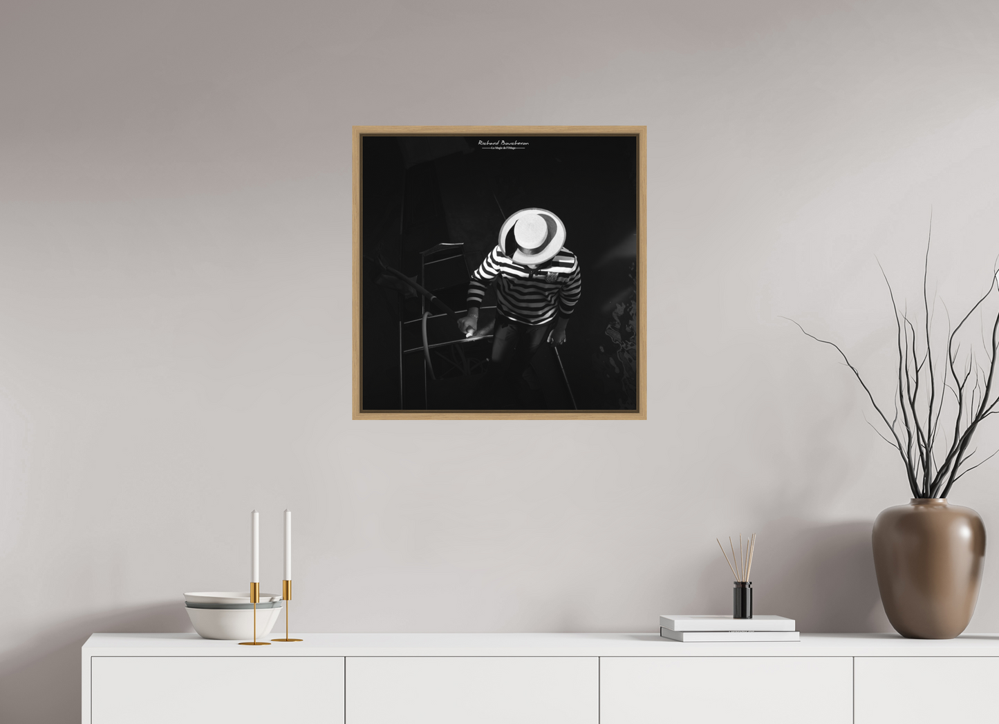 60 x 60 cm, Impression sur support rigide (Forex) avec cadre élégant type “caisse américaine” Jeu d’ombres sur un gondolier