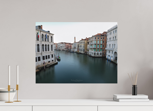 60 x 45 cm, Impression directe couleur ou noir et blanc sur plaque d'aluminium (Solidité-Durabilité) Venise au fil de l’eau – vue calme du Grand Canal et palais vénitiens