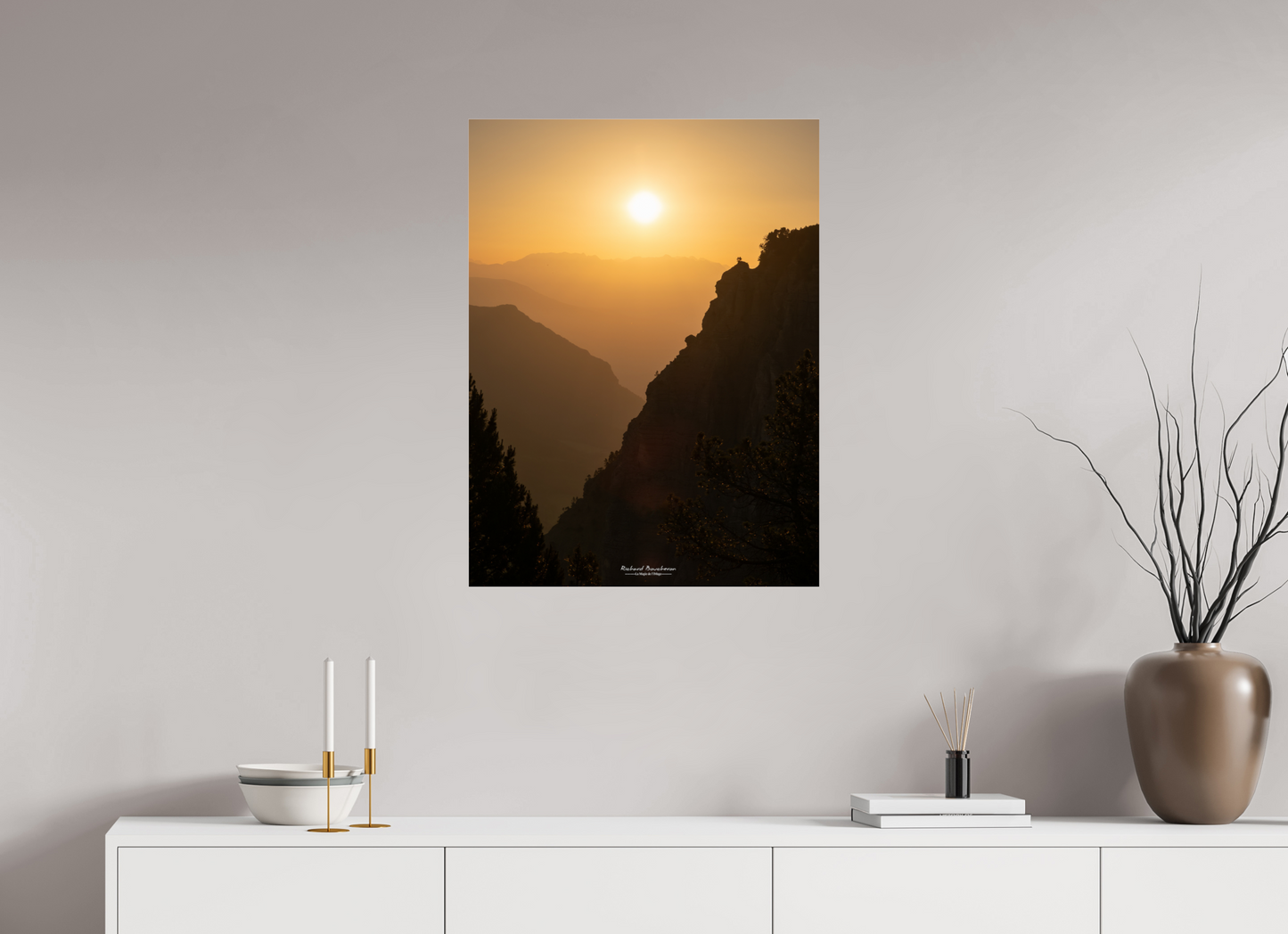60 x 80 cm, Tirage couleur sur support solide en aluminium, recouvert d’une protection transparente (plexiglas). Vercors lever de soleil sur les Alpes