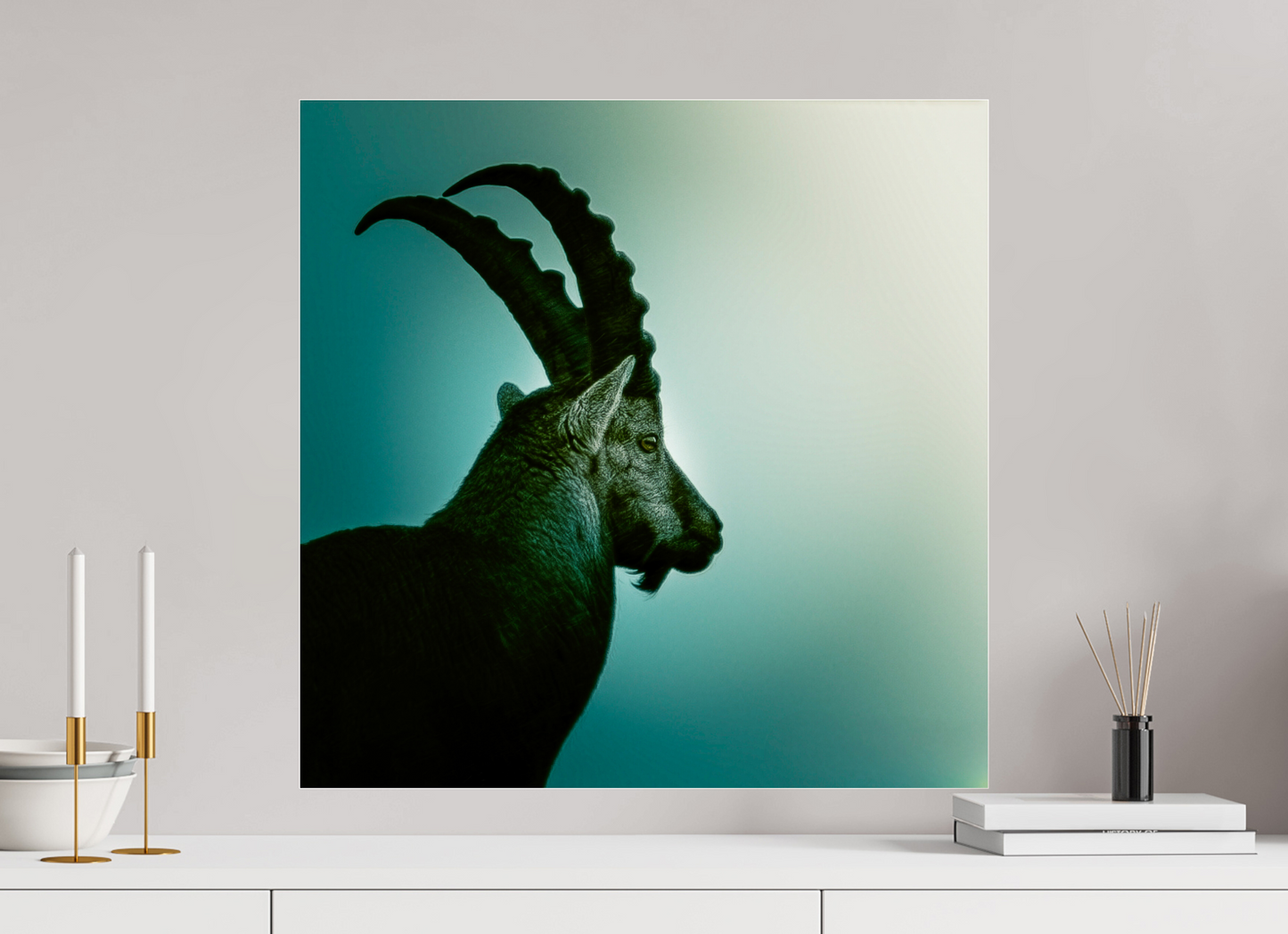 60 x 60 cm, 7- Tirage couleur collé sur Alu Dibond + plexiglass + système de fixation Animal #2