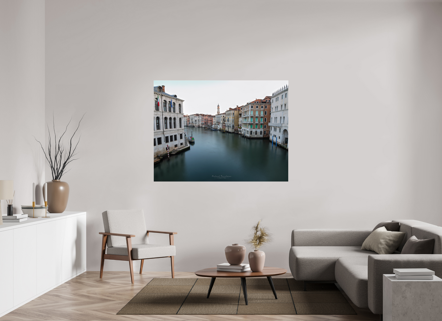 160 x 120 cm, Tirage couleur sur support solide en aluminium, recouvert d’une protection transparente (plexiglas). Venise au fil du temps - Sérénité sur le Grand Canal