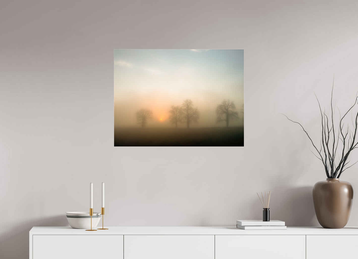 80 x 60 cm, Tirage couleur sur support solide en aluminium, recouvert d’une protection transparente (plexiglas). Brume dorée au lever du soleil