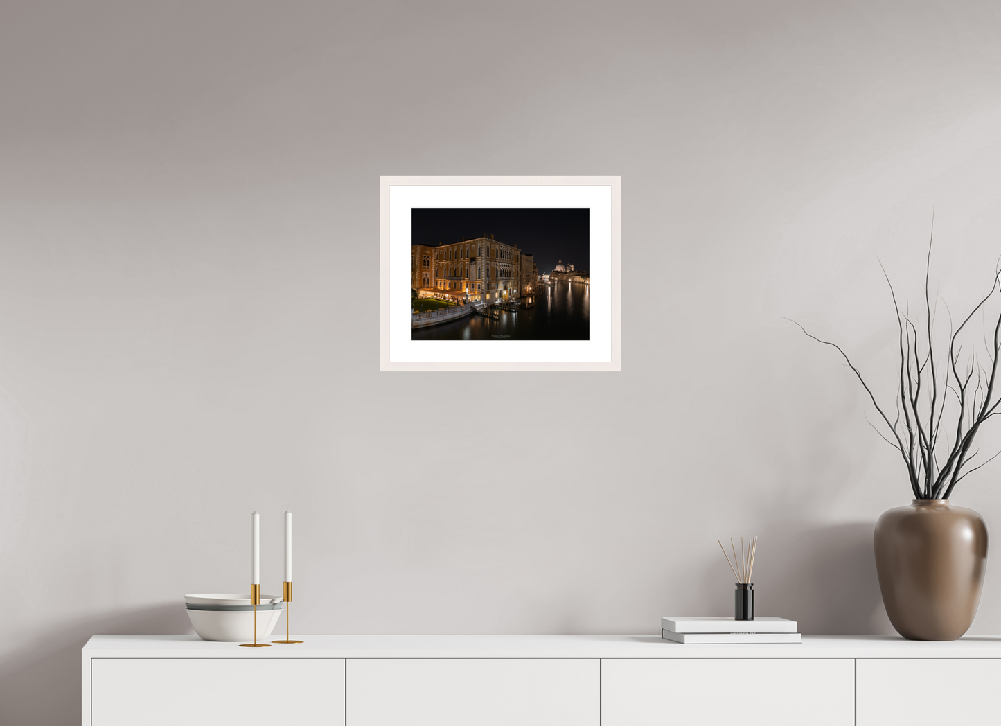 40 x 30 cm, Tirage Fine Art 30×40 cm — Passe-partout — Cadre Palazzo Cavalli‑Franchetti au crépuscule