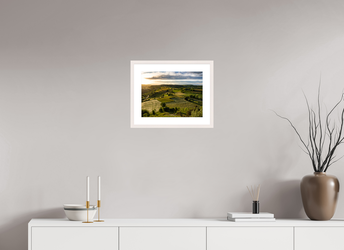 40 x 30 cm, Tirage Fine Art 30×40 cm — Passe-partout — Cadre Paysage d'Auvergne en période de fenaison
