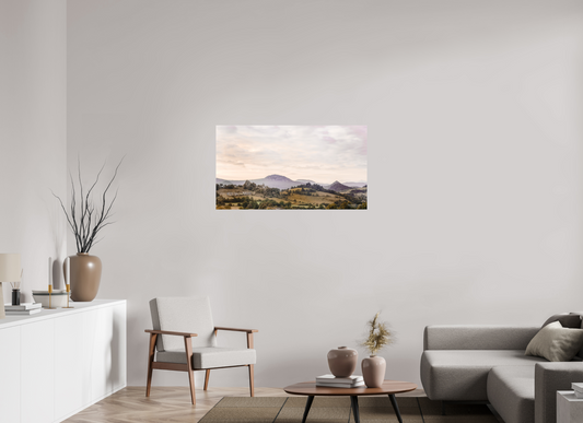 107,9 x 60 cm, Impression directe couleur ou noir et blanc sur plaque d'aluminium (Solidité-Durabilité) Le village - Queyrières - Haute Loire - Auvergne - France